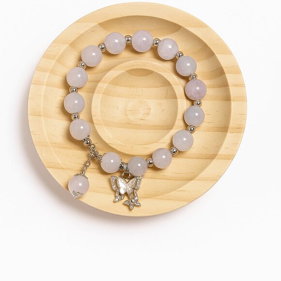 Elegant Beaded Bracelet with Charm - Picture 2 of 3